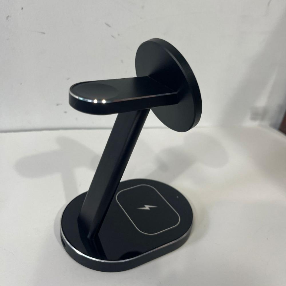 Der 3-in-1-Desktop-Ständer für kabellose Ladegeräte aus Aluminiumlegierung eignet sich zum kabellosen Laden von iPhone-Uhrenkopfhörern