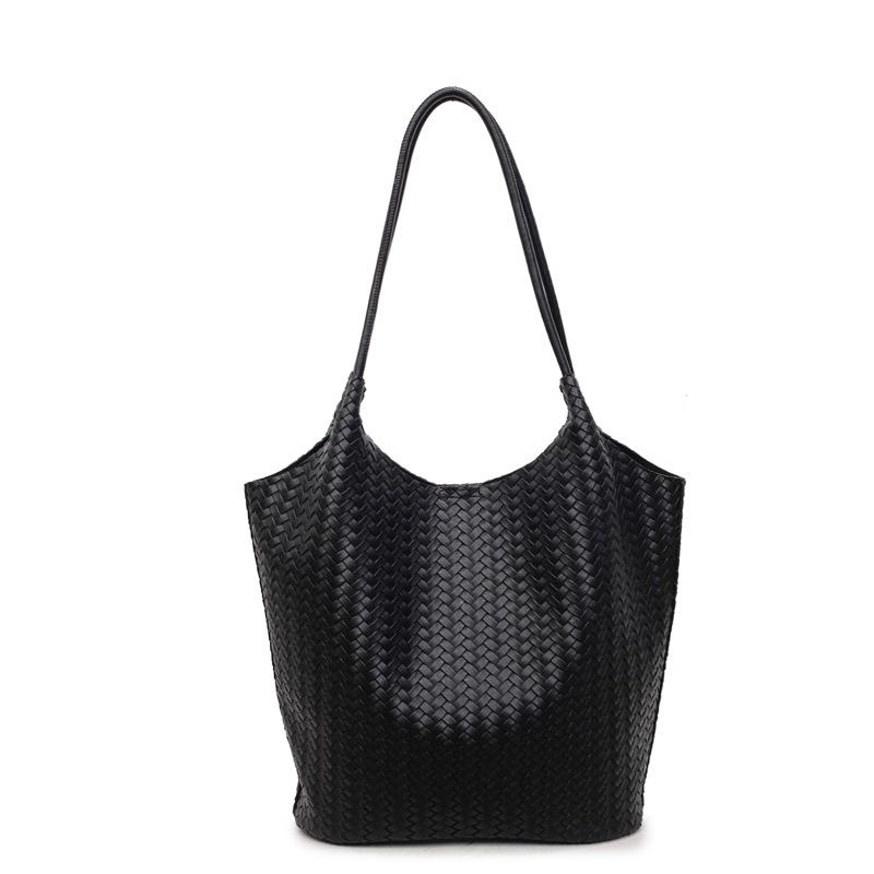 

2025 Autumn/Winter Women s Retro Woven Large Capacity Korean Tote – Simple, Trendy Single Shoulder Commute Bag 38*13*29 cm чёрный