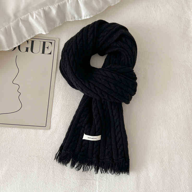 Delicate Twist Solid Color Wool Scarf Female Soft Couple Scarf