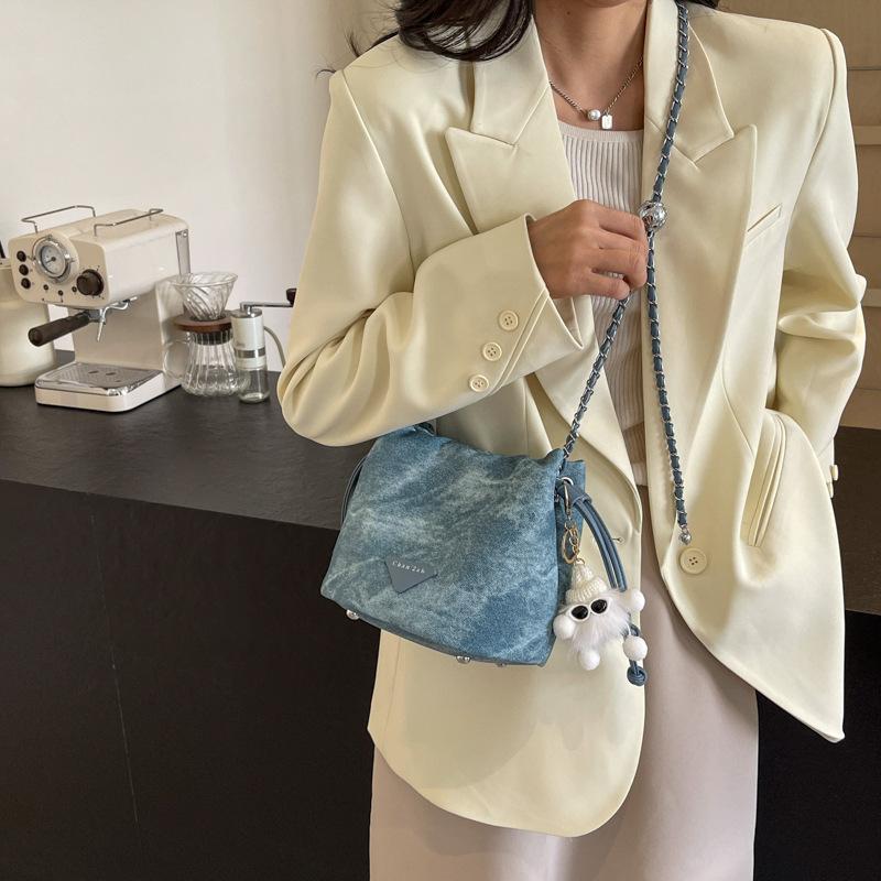 2025 summer new bag women's niche design high-end chain bucket bag fashion strap shoulder bag