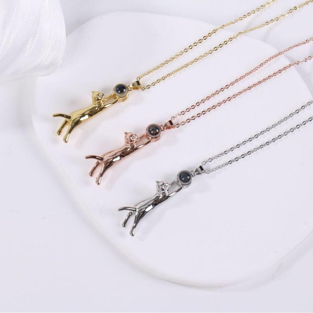 Mondbeschienene Kätzchen Diamant Halskette & Ohrringe: Eleganter minimalistischer Schmuck für Frauen