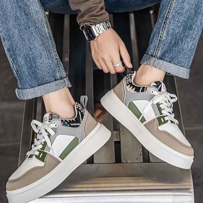 Sapatos Masculinos Brancos de Couro Respirável – Tênis Casuais Esportivos Board, Calçados Modernos e Fashion para Homens