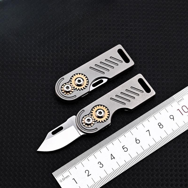 Titanium Alloy Multifunctional Keychain Mini Folding Knife Opening Unpack The Package Tool D2 Steel Portable Hand in Hand Tool