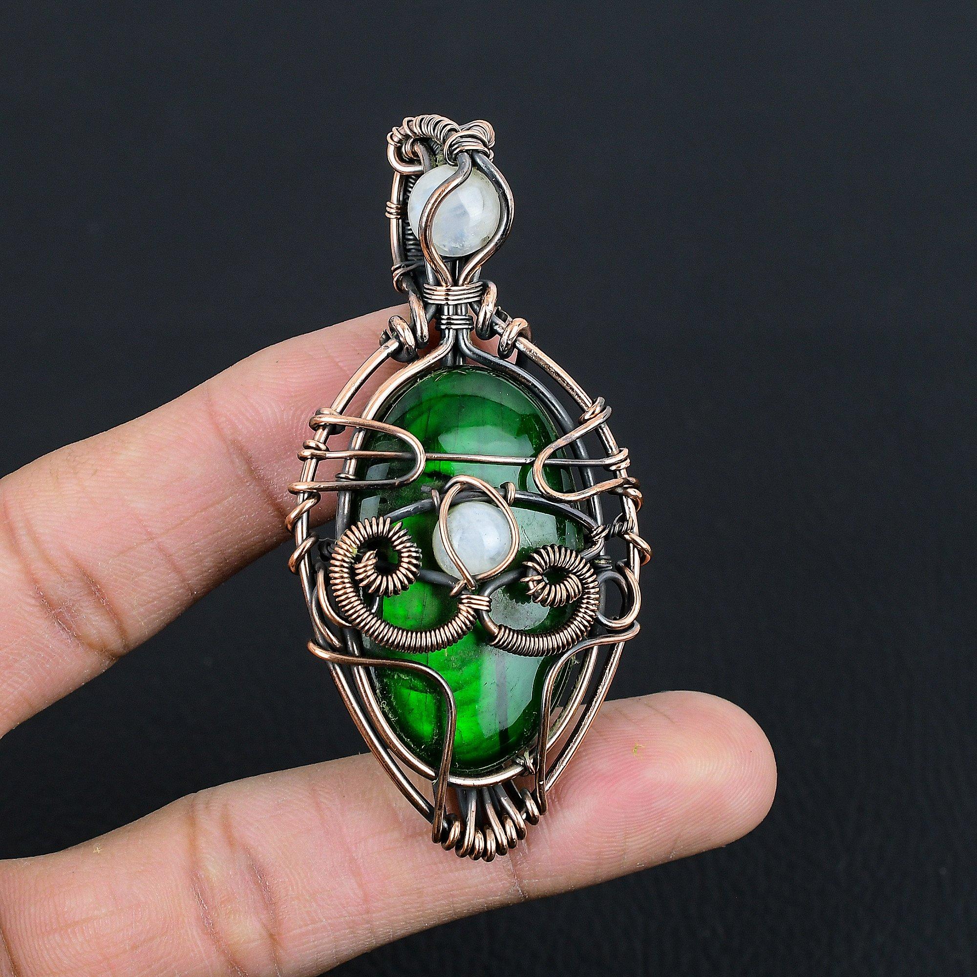 

Подвеска из лабрадорита с зелёной вспышкой, ювелирное изделие из драгоценного камня, подвеска с обмоткой из медной проволоки 999 пробы, украшение ручной работы, подвеска с камнем-талисманом, подарок для него