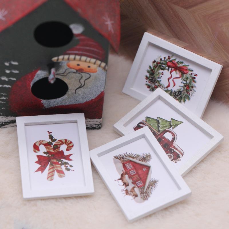 1/12 Dollhouse Mini Christmas Wall Mural Ornament Dollhouse Home Decoration Dolls House Micro Xmas Scene Photo Props