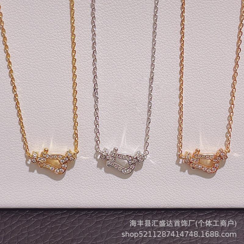 F High Version V Gold Full Diamond Small Necklace Women's Plated 18K Diamond Collarbone Chain Light Luxury
