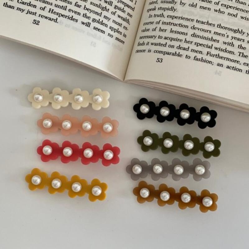 Flower Pearl Point Mini Vivid Acrylic Hairpin grapefruit