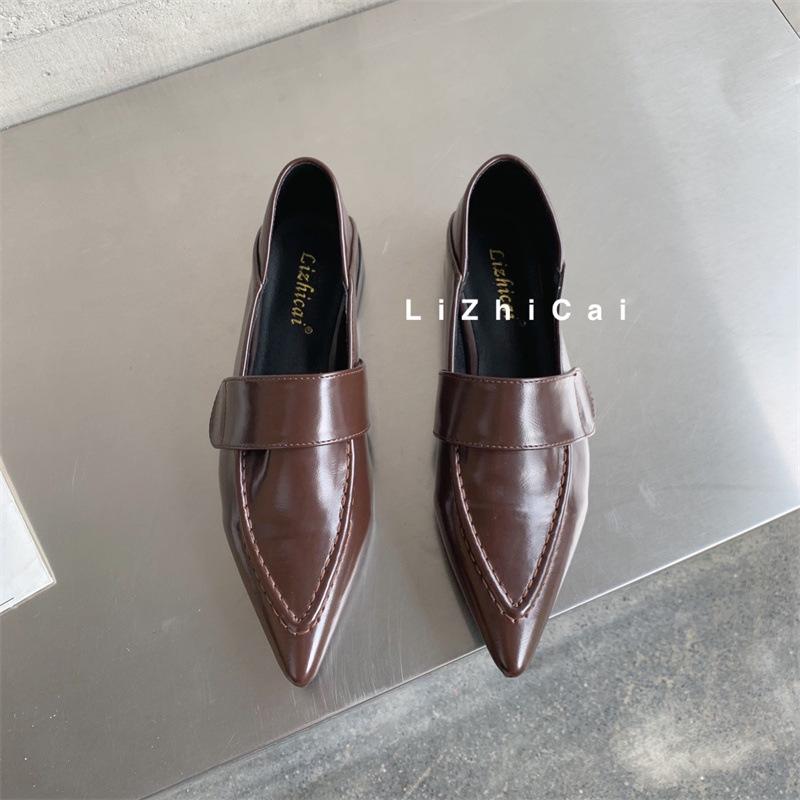 2025 Spring and Autumn New European and American Retro Soft Leather Loafers Women's Pointed Shoes Children's Flat Heels Low Heels Deep Mouth