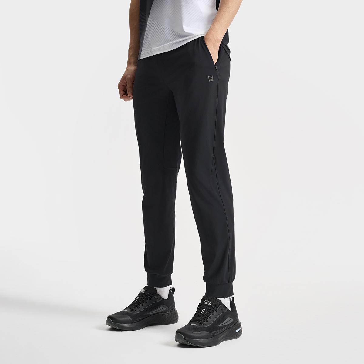 

New FILA Athletics Knitted Sweatpants Men s Pitch Black A11M521603F-BK 170/80A/M