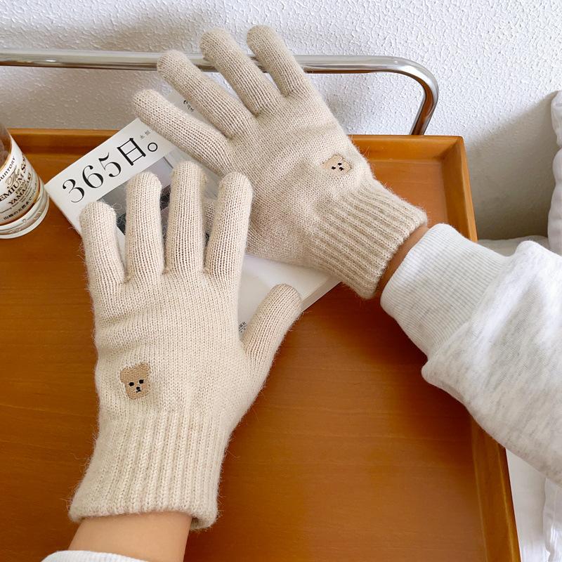 Bear knitted wool gloves winter warm touch screen cute solid color embroidery split finger opening leak finger tide