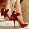 Nouvelles Escarpins Rouges pour Femmes Talon Fin Sandales Creuses Perles Papillon Bout Pointu Talons Hauts Luxe Élégant Mariage Chaussures de Mariée