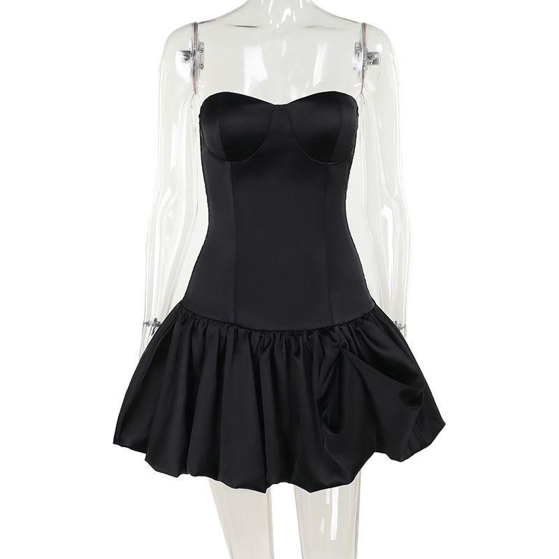 Yj24422 Autumn 2024 New Arrival Fashion Style Elegant Sexy Silm Tube Top Pleated a Swing Dress Women