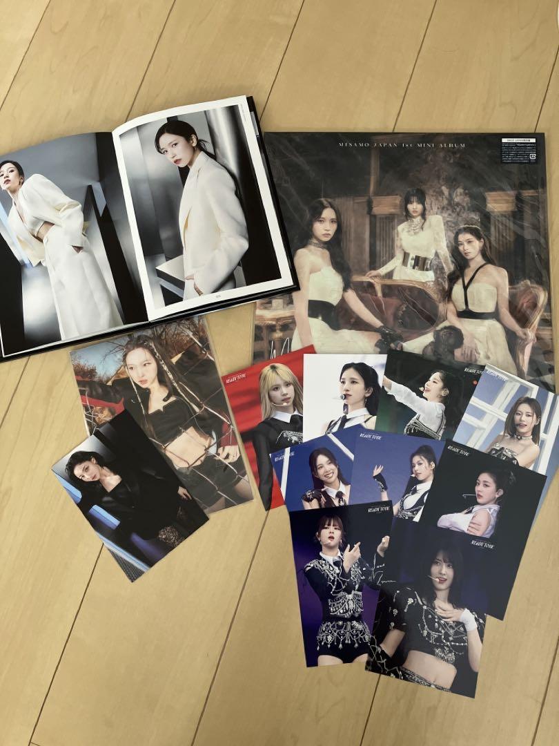 

[USED] TWICE merchandise