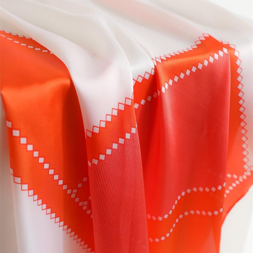 New geometric color matching simple square scarf spring and summer simulation silk temperament versatile polka dot silk scarf women's thin scarf sunsc