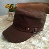 Unisex-Baseballkappe aus gewaschener Baumwolle mit flachem Oberteil, verstellbar, mit Druckknopfverschluss hinten.