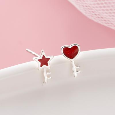 Schlüssel Ohrstecker Damen Einfach Klein Frisch Asymmetrische Stern Herz Ohrringe Temperament Koreanische Version Accessoires