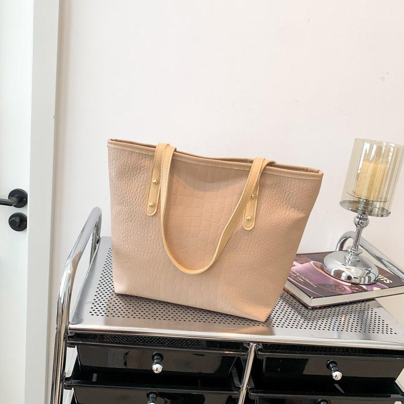Trend Large Capacity 2025 Casual Retro Autumn New Trendy Fashion Portable Shoulder Tote Bag Women