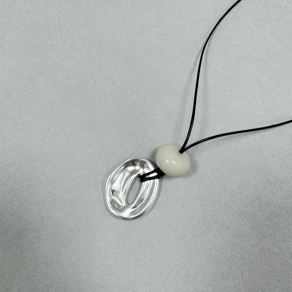 Frosted Wind Cave Pendant Long Necklace: Women's New Chinese Light Luxury Drawstring Sweater Chain
