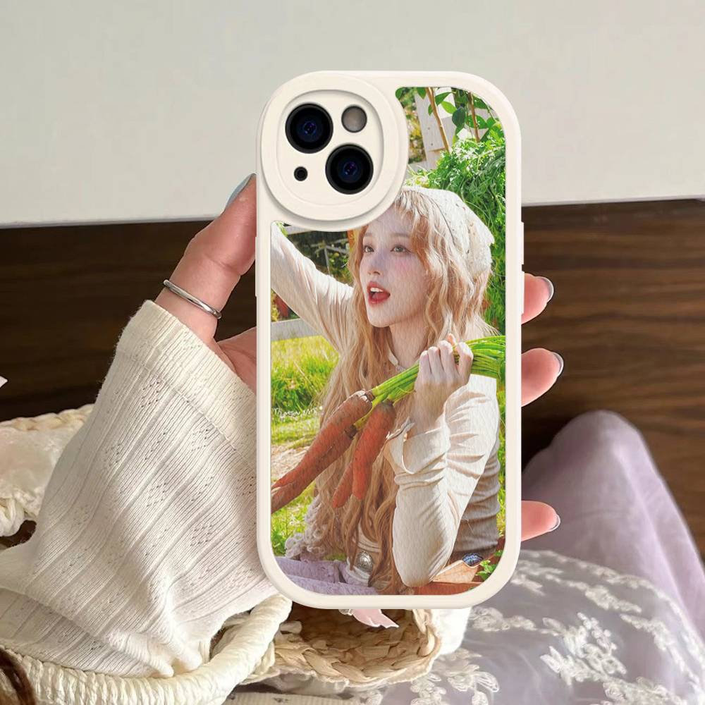 Korean Girl Group Song Yuqi Phone Case For iPhone 16 15 14 13 12 11 Pro Max Plus Leather Soft Cover