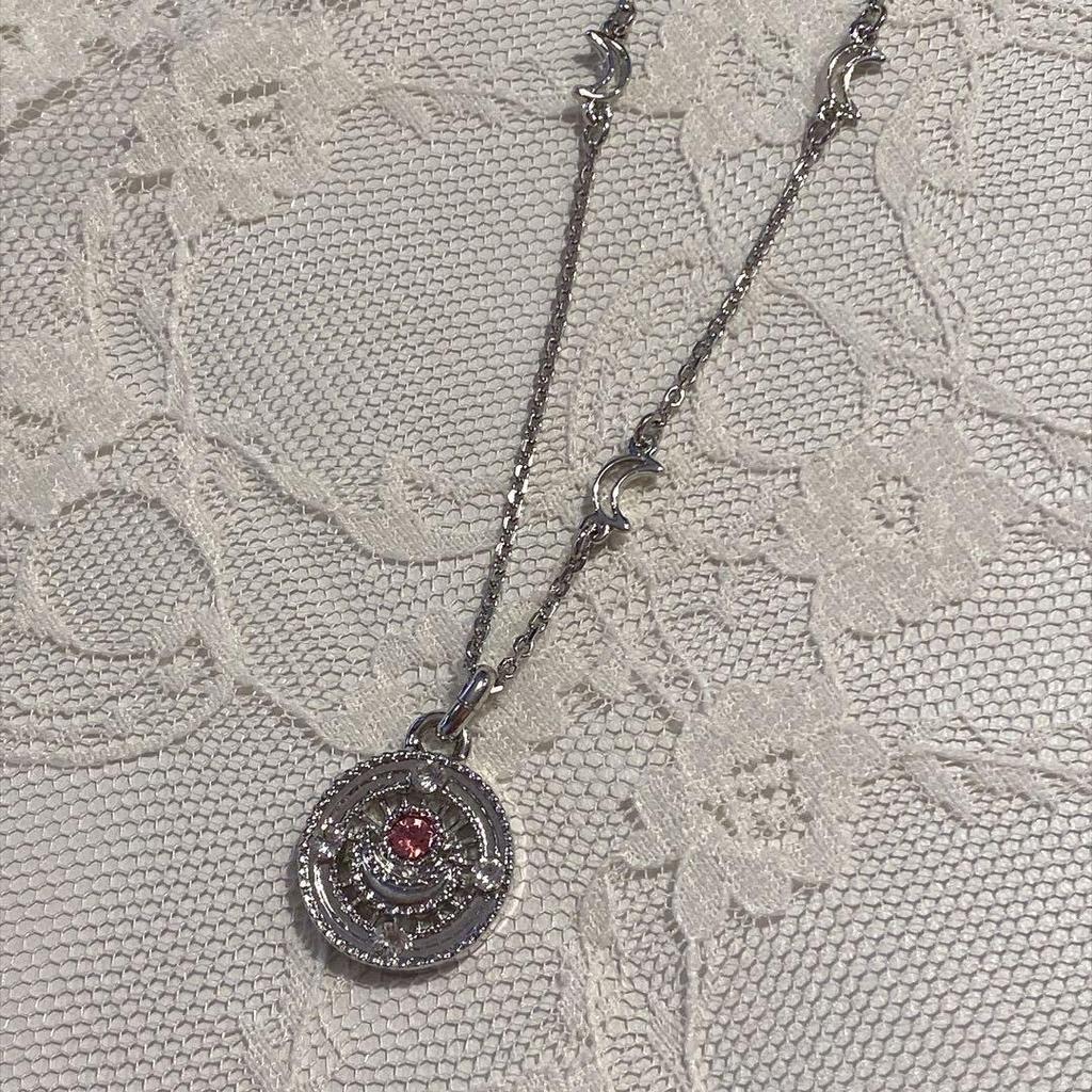 Used [Good Condition] Pretty Guardian Sailor Moon x ISETAN Transformation Brooch Necklace