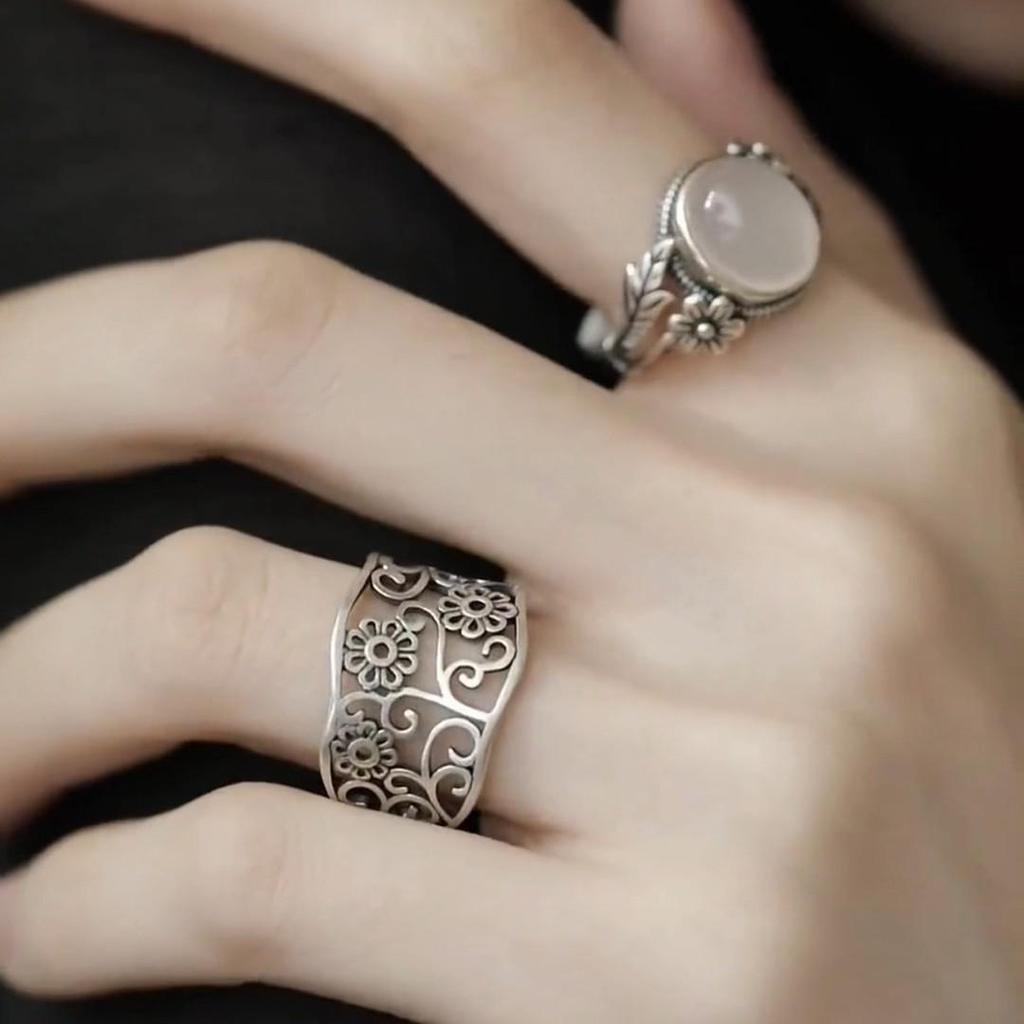 Elegant Chinese Style Adjustable Flower Ring for Women - Versatile, Artistic, and Fashionable Index Finger Accessory.