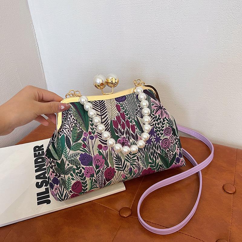 2026 Spring Retro Floral Shoulder Bag: Versatile & Trendy Crossbody for Women