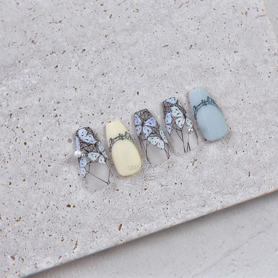 Тонкая жесткая наклейка для ногтей в виде бабочки в стиле ретро своими руками креативное — фото 5