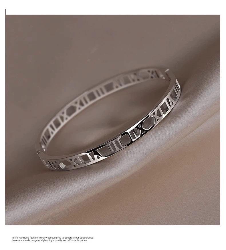 Gold Plated Titanium Steel Roman Numeral Bracelet for Women - Korean Style Fashion Couples' Accessory