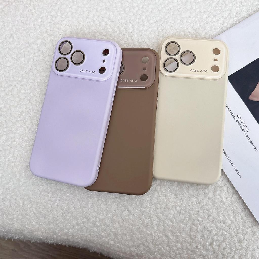 Husă Antișoc din Silicon Lichid pentru iPhone 17 Pro Max – Design cu Fereastră Mare