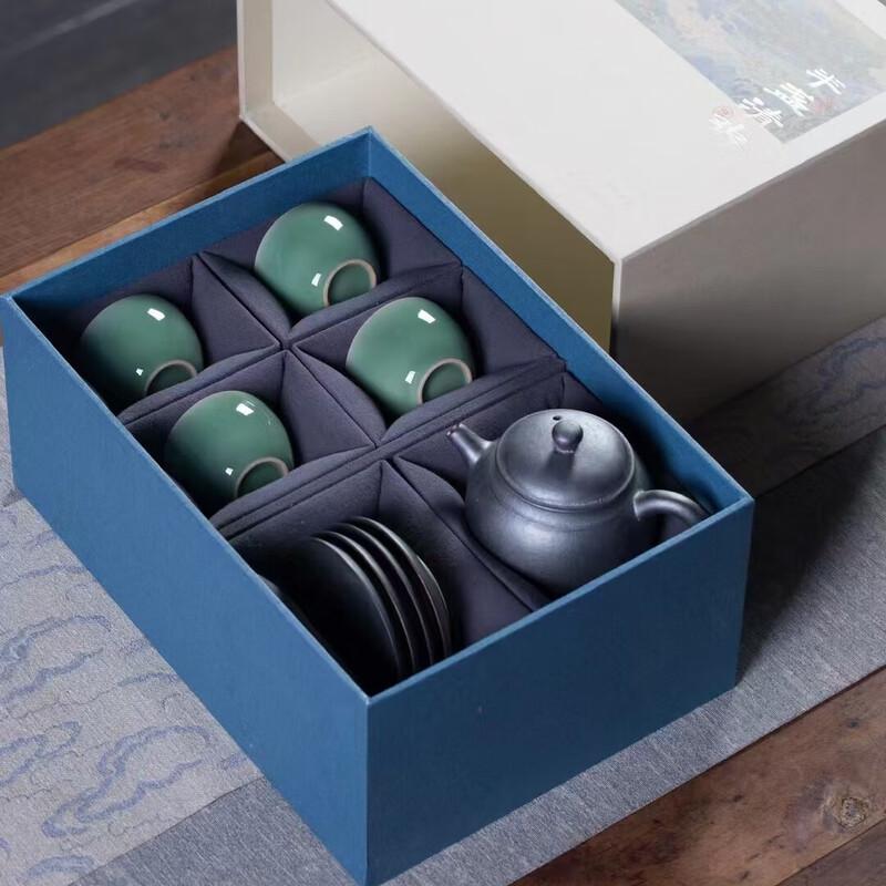 Yi Hu De 9-Piece Xuan Shi Ceramic Tea Set