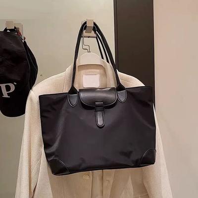 Casual Women Tote Bag Classic Large Capacity Shoulder Bag Nylon 2023 Fashion Lightweight Travel Handbag