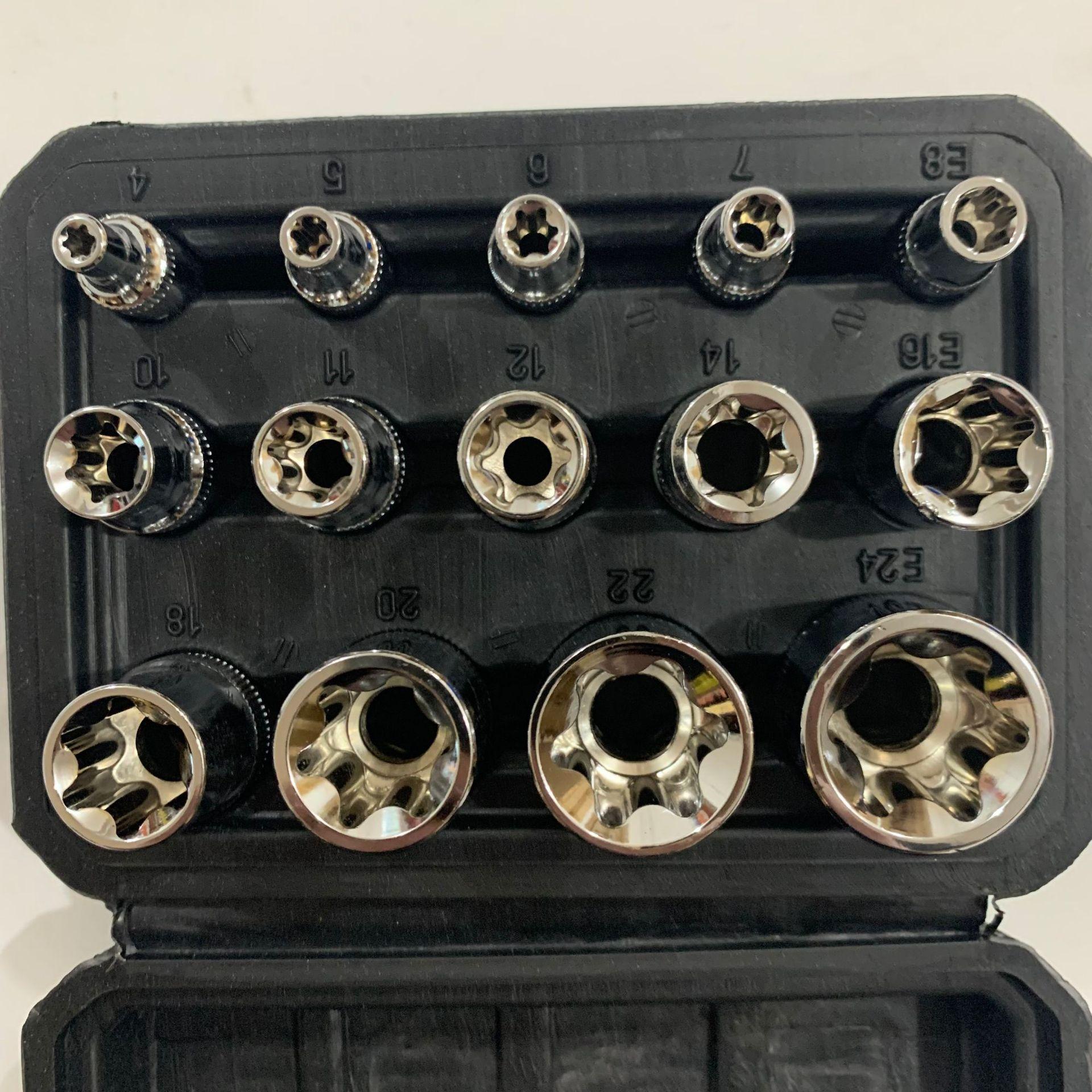 

Набор из 14 головок E-Torx Star с футляром 1/4, 3/8, 1/2 дюйма. Набор торцевых головок с внешним шлицем E4-E24
