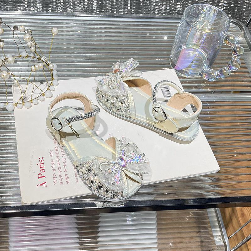 Children's luminous sandals 2026 season children's lights bow princess shoes lights rhinestone hollow sandals