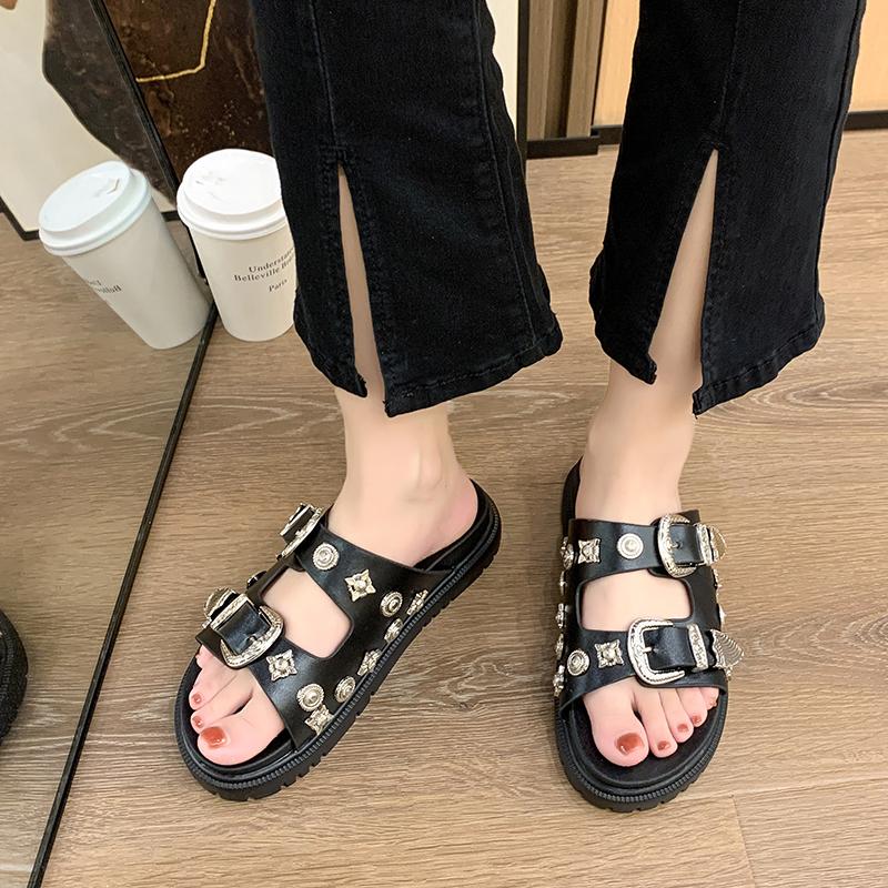 Fashion Thick Flat Sandals Summer New Round Head Set Foot Rivets Metal Buckle Waterproof Table Anti-slip Wear-resistant Slippers