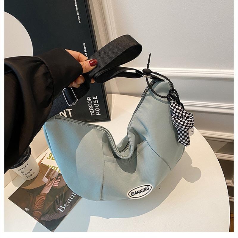 Niche Fresh Women Bag Campus Fashion Versatile Large Capacity Dumpling Bag Spring New Shoulder Crossbody Bag