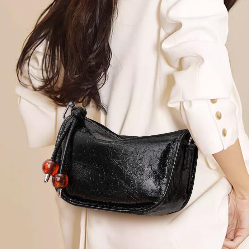 Aidrani New Women's Underarm Bag, Made of Cowhide Material with Pleated Design, Can Be Worn On One Shoulder or Crossbody