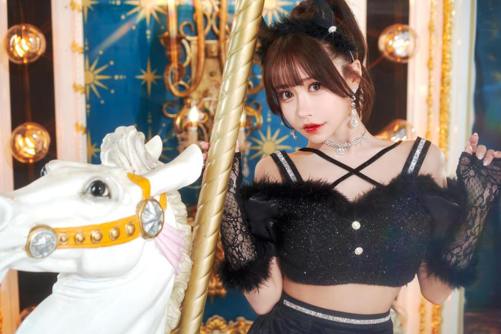 Clearstone Luxe Stella Cosplay Halloween Groom Devil Black Women's