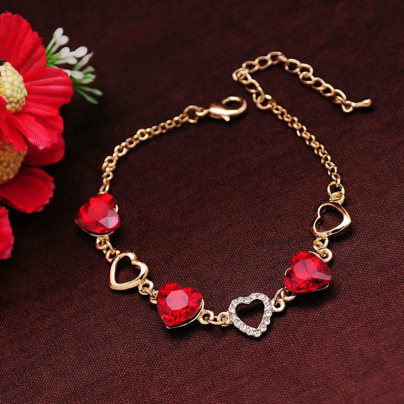 Trendy Heart-shaped Interlocking Rings Bracelet for Women