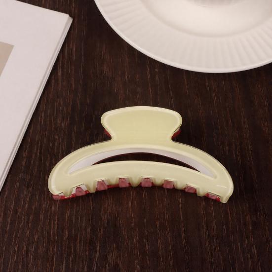 Hair Claw Contrast Color Hollow Design Back Head Shower Clip Anti-slip Medium Size Shark Hair Claw Versatile Hair Accessory