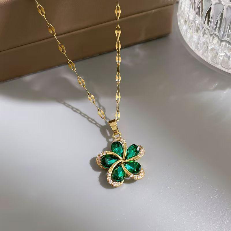 Titanium Steel Emerald Zirconia Flower Necklace - Elegant, Versatile Clavicle Chain with Exquisite Pendant for Women