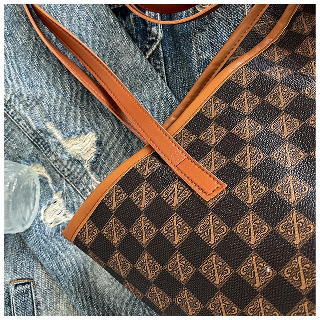 Printing Texture Small Hanging Bag Large Capacity Korean Version Of Casual Commuting Fashion Shoulder Handheld Tote Bag