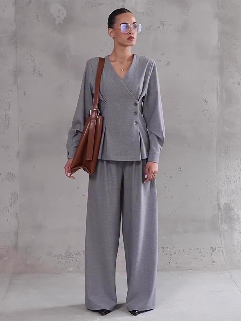 

Women s Spring 2026 Long Sleeve V-Neck Cardigan and Pants Set Medium серый