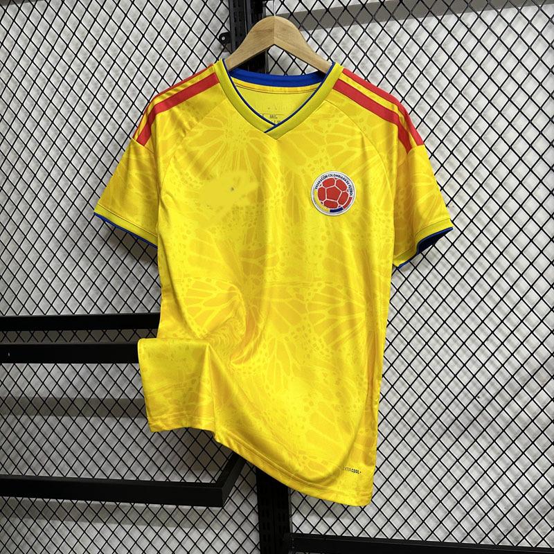 2627 Koszulka Reprezentacji Narodowej Mistrzostw Świata: Brazylia, Francja, Norwegia, Japonia, Argentyna, Niemcy.