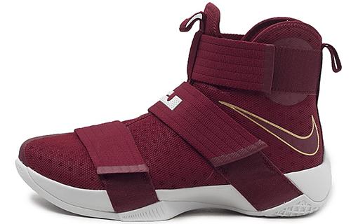 

Nike LeBron Soldier 10 Team Red 844375-668 40.5