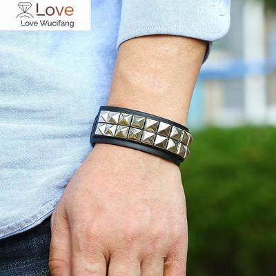 Punk-Mode für Männer Schwarze Manschette Lederarmband Armband Metallnieten Stud Charm Vintage Wrap Armreif Für Frauen Rock Gothic Schmuck