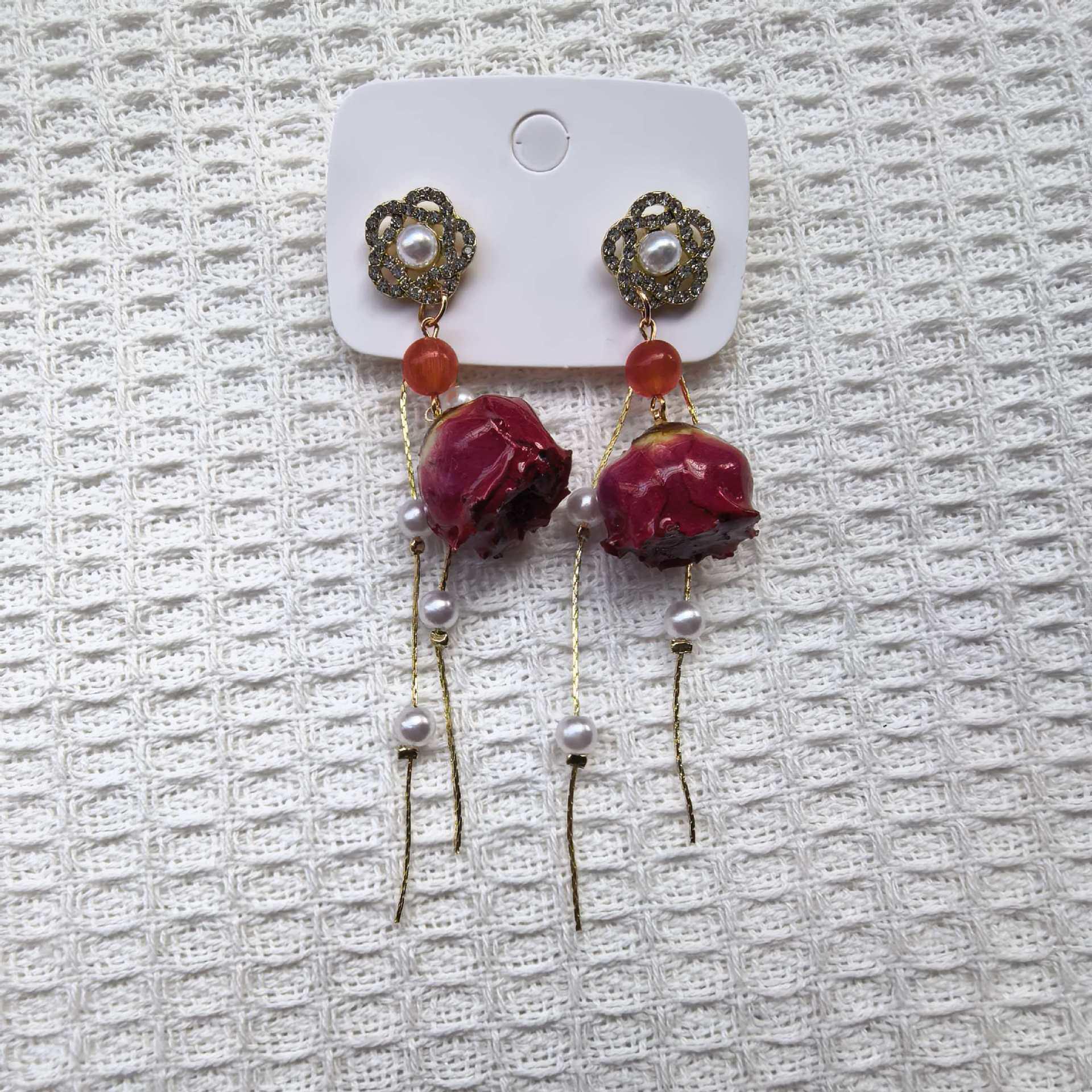 Niche Freshwater Pearl & Preserved Flower Tassel Earrings