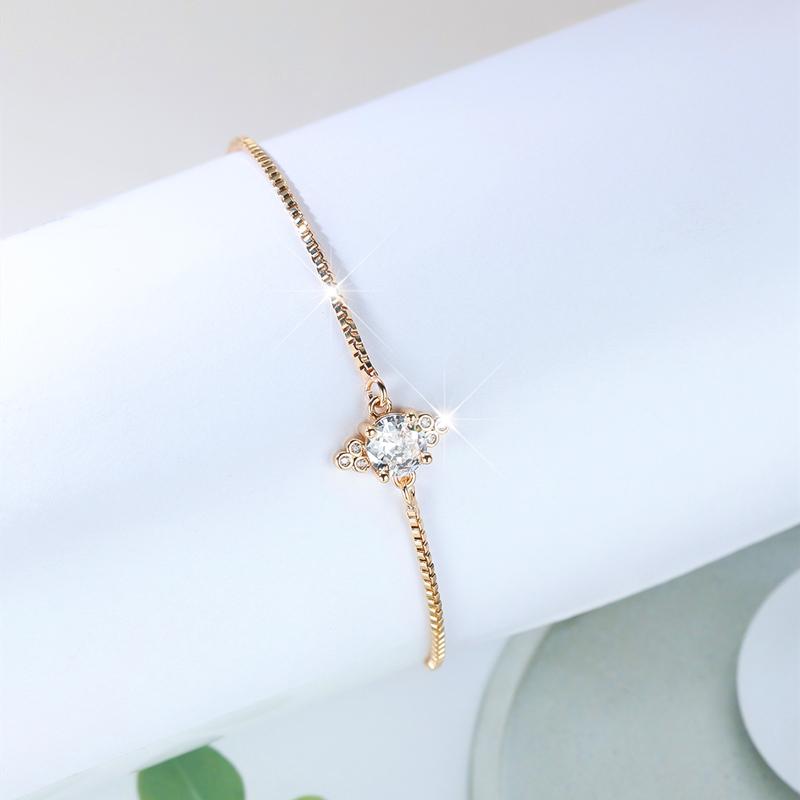 Women's Shiny White Cubic Zirconia Bracelet Luxury Gold Color Bracelet Dazzling Jewelry for Weddings and Parties
