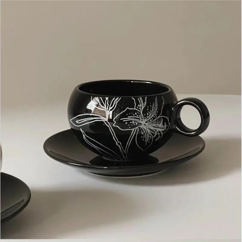 Retro Floral Style Coffee Cups and Plates - High-end Narcissus Flower Cups and Plates - Floral Latte Art Decorative Tea Set