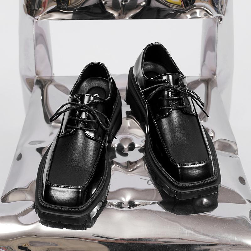 

Корейская версия кожаной повседневной универсальной черной маленькой кожаной обуви в британском стиле, туфли дерби, нишевая трендовая обувь, обувь для жениха, мужская обувь 44 чёрный