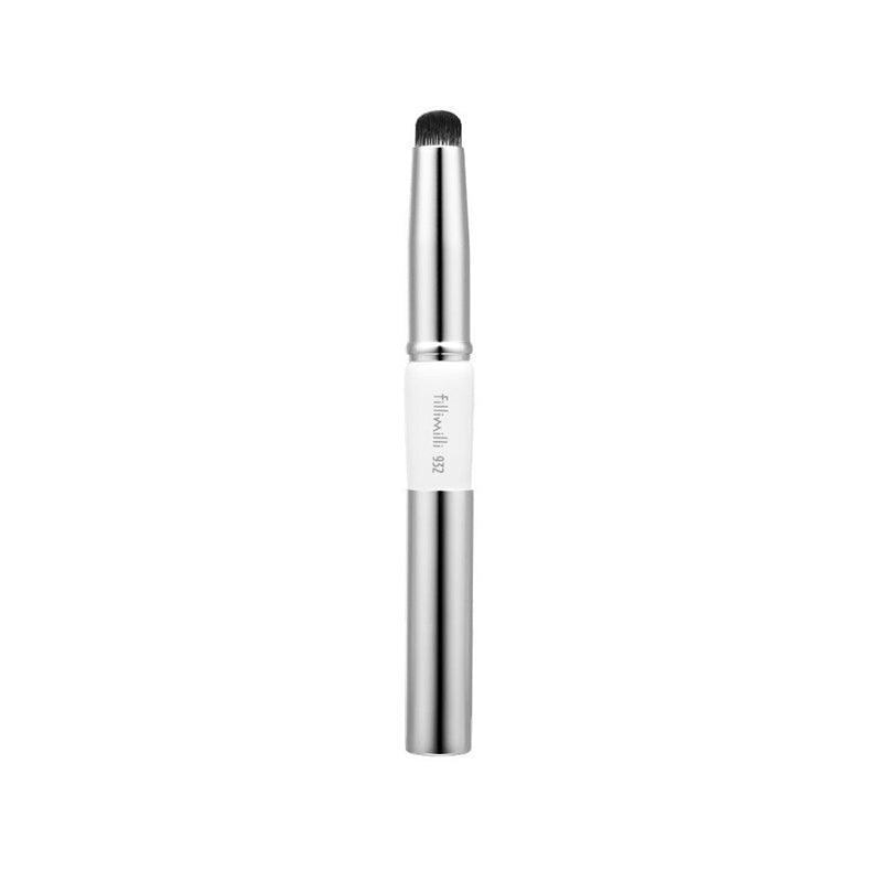 FILLIMILLI Portable Over Lip Brush 932
